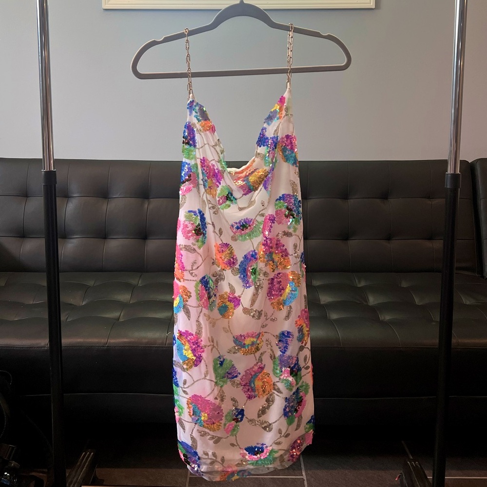 Selfie Leslie Floral Sequins Mini Dress